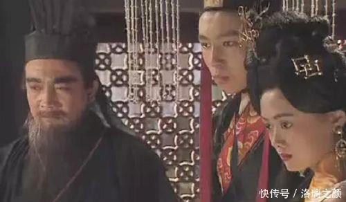 战策|三国最牛的战略家，连献曹操四大战策，司马懿盛赞百年奇才！