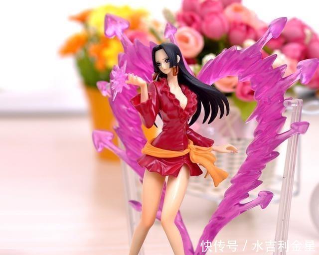 未必|海贼王恐怕艾斯要吃醋,如果和路飞人生换位,未必能吸引注意力!