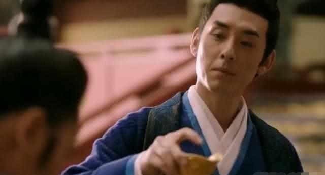 性命|皇帝给弟弟倒毒酒：祝愿你能活千岁！弟弟巧妙说了1句话，保住性命！