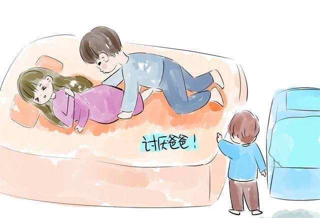 父母|孩子突然大喊“爸爸你为什么压着妈妈”,妈妈的回答,值得借鉴