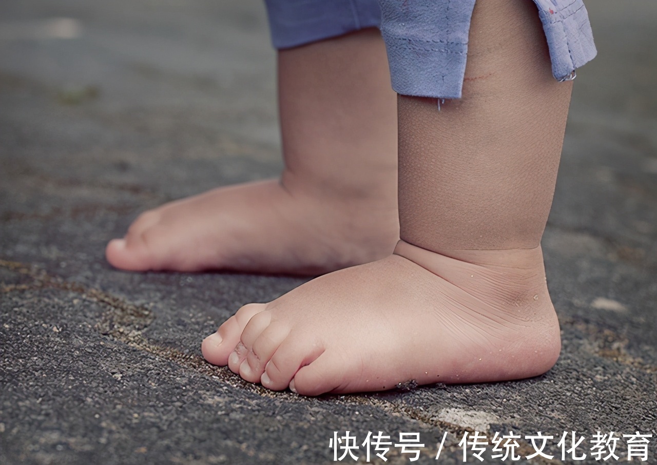 上文中|宝宝是否聪明,从小就能看出来,若有这三个特征,智商不会太低