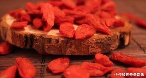 山楂和它是天生的一對,排出多年宿便,減掉大肚腩