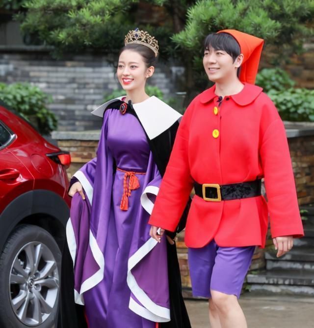 钢琴|晒晒郎朗住的豪宅,光客厅就有三层楼高,楼梯设计超像钢琴键