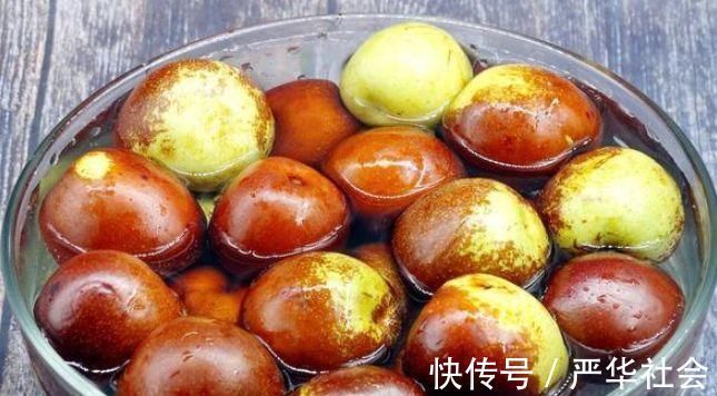 西瓜|不想给你的肝脏惹麻烦，以下的水果请少吃，味道再好也得适度哦