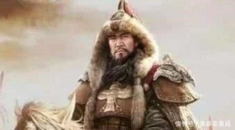 皇帝命人在宰相衣服上烫个洞,次年发现洞还在,立马下令打开库房!