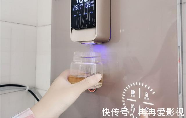 多尿|疾病若来临，喝水会出现这4个信号，若一个都没有，代表你很健康