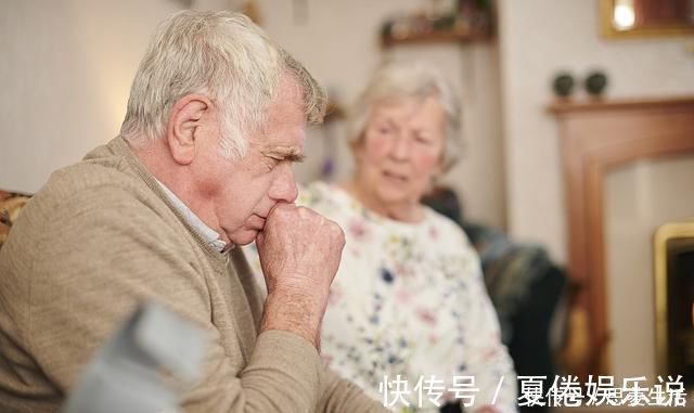 分泌物|睡觉时出现4种情况,多半是肺部受损的预警,可不能大意