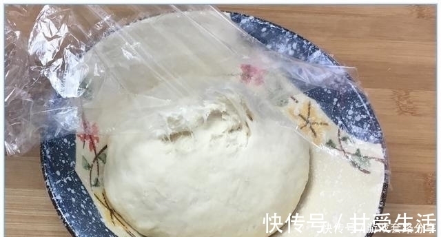 面包|不用高筋面粉，不用揉出筋膜，一样做出好吃的面包
