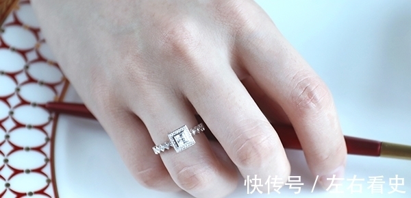 铂金 如何买钻戒?提前get这些能帮你省一大把时间和Money!