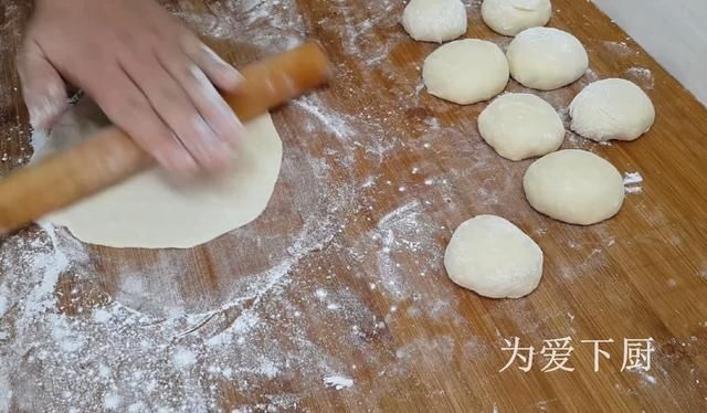 在家面粉别炸油条了,大厨教你详细教程,给肉都不换,真的非常香