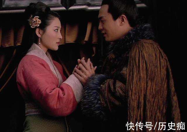 郓哥@水浒传:武松杀潘金莲,为什么要撕开她的衣服?