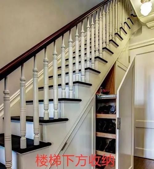 入户处|进门就是厅，没有玄关怎么办？学表姐家这么做个隔断鞋柜就很实用