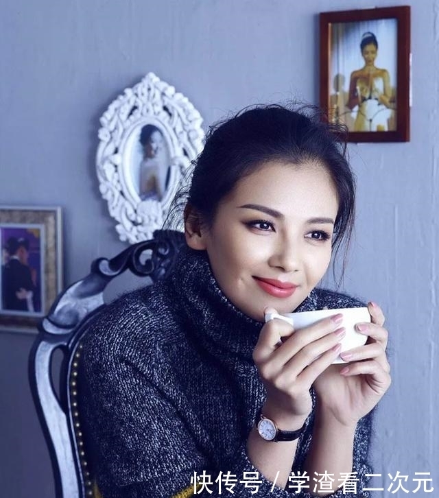 演员们 刘涛大夸演员们刻苦,网友直呼涛主任好眼力不愧是好演员