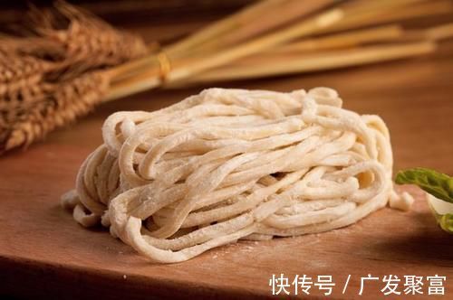 块茎类|糖尿病患者按照这4个技巧选择主食，餐后血糖有保障