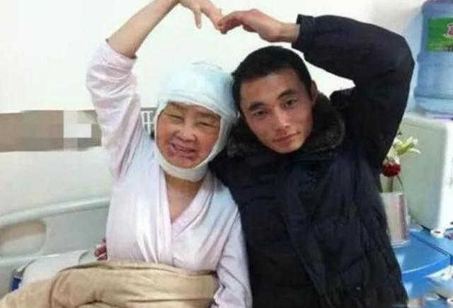 衰老|80后宝妈生娃后不久,“一夜衰老”成了“老太太”,现在情况咋样