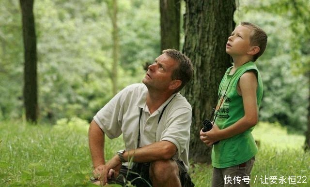 妈妈|3岁宝宝偶遇“黑人宝宝”，手足无措对妈妈疯狂哭喊这是啥呀