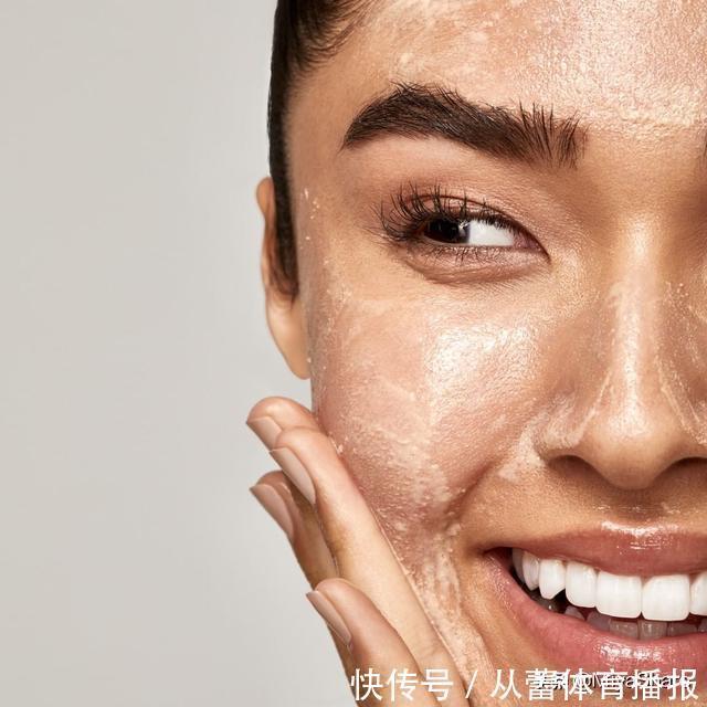 面霜 秋冬护肤怎么才能不干?不是敷面膜!做对这3点省钱有效,皮肤好