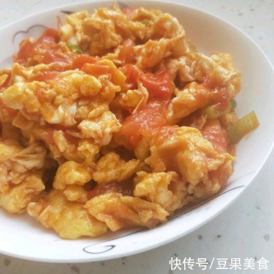 西红柿炒鸡蛋这么做，吃前一定备足饭