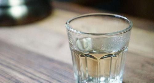 孕妇|孕期在这四个时间段喝水,羊水会更“清澈”,对胎儿发育好处多