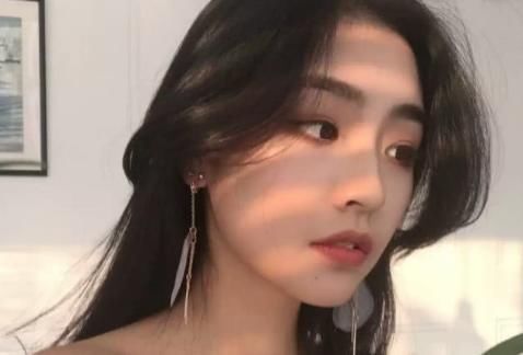 信号|女生减肥期间,身体出现3个信号,恭喜你,说明正在变“瘦”!