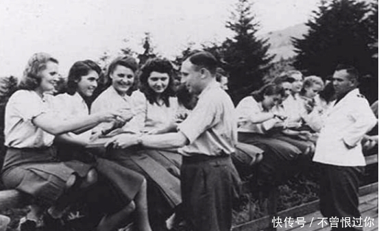 女兵|二战中的德国女兵,她们在战俘营的处境如何?和你想的一样吗?