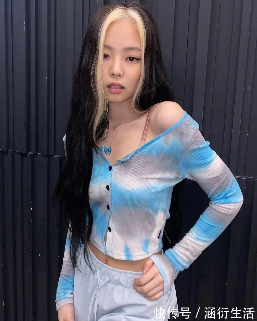 染发 “爆顶染”赵小棠一夜吸赞十几万!丑哭亿万网友的秃头发型,怎么就火了?