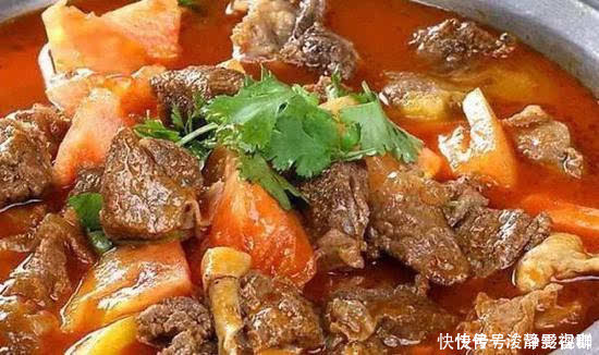 饭桌上很受欢迎的家常菜,做法简单美味,百吃不腻,美味养颜贼棒