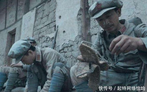 草鞋|抗日战争期间,八路军为何宁愿穿草鞋,也不穿缴获的日军军靴?