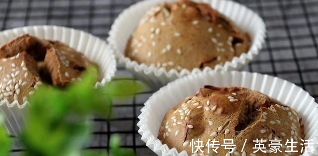 糯米粉|1个鸡蛋,一点糯米粉,这样做出来的年糕吃着过瘾,一口一个