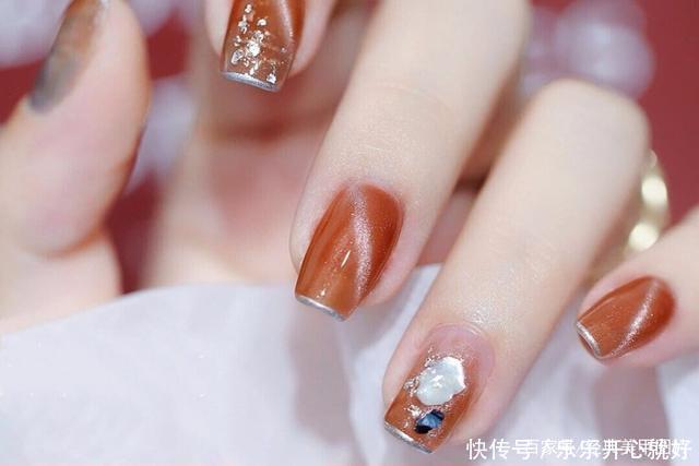 美酱|高级又干净的猫眼石美甲,在逃公主专属美甲,集美们快来选图啦!