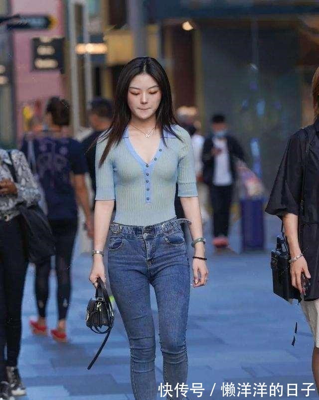 穿搭 优雅清爽的打底裤穿搭更有立体感,展现女人的娇美,纯净自然!