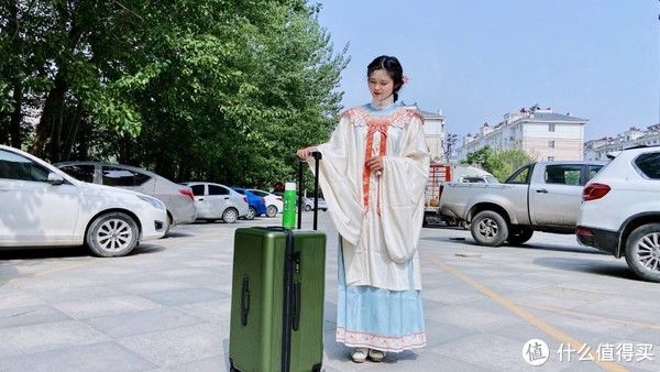 漫游者|锦囊行李箱有多能装？我想要的统统带走
