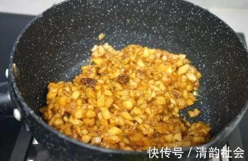 面包|用苹果当馅做的美食,我和孩子尝一口后抢着吃,天天吃也不够
