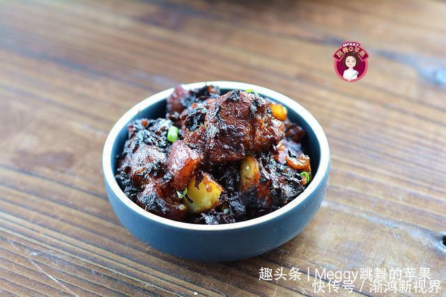 肥越|天冷最爱吃的一锅肉,越肥越够味,酱香浓郁,浇在米饭上特带劲