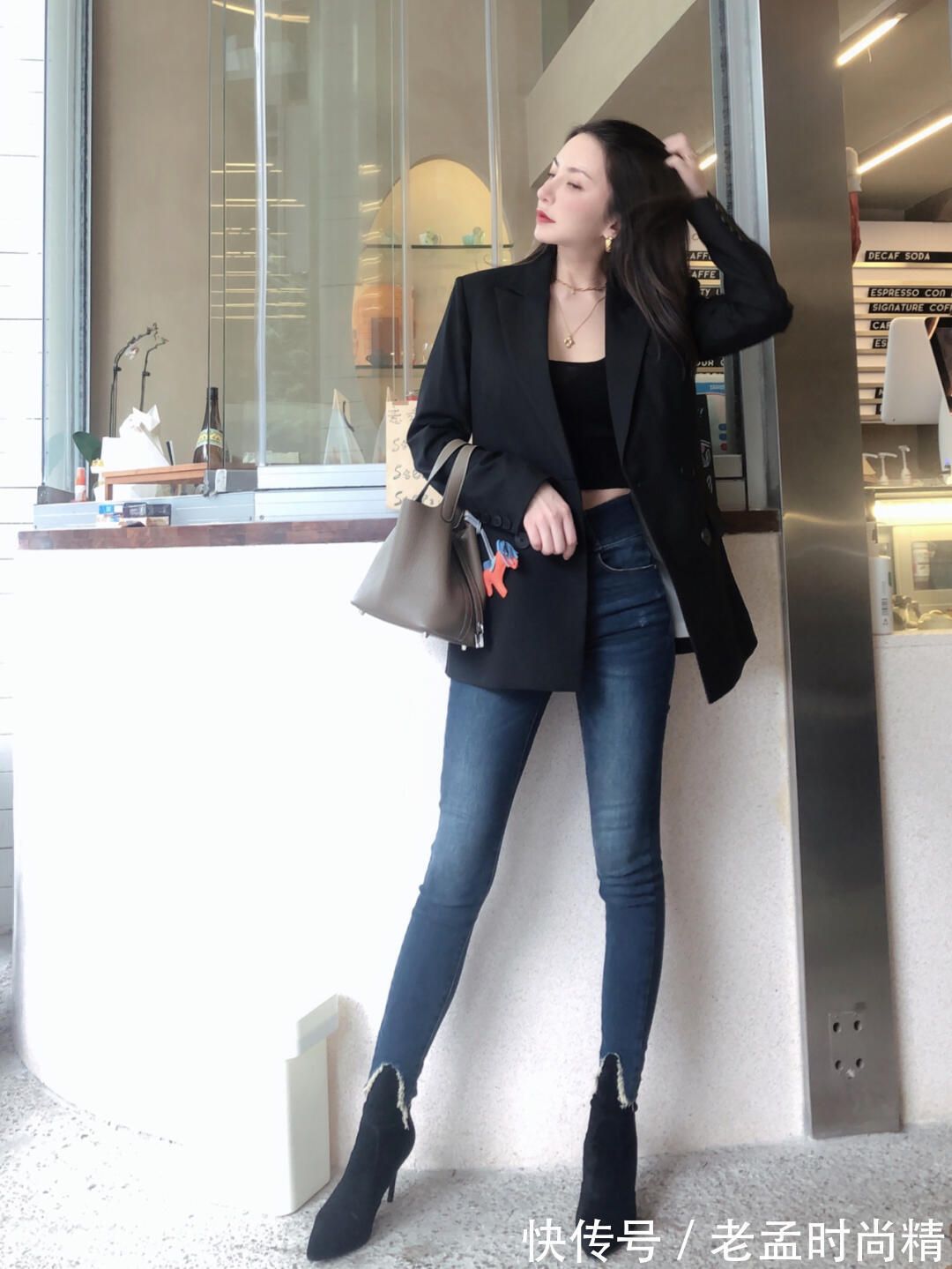 牛仔裤|美女牛仔裤拍照, 勾勒出腿部完美线条, 最喜歡的牛仔裤