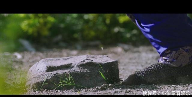 《巴霍巴利王2》教导中国电影如何拍爱情:不仅仅是脱衣解带