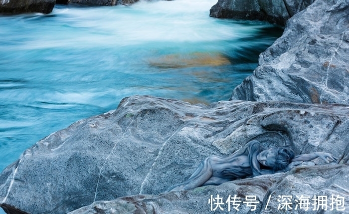 艺术家|美女不穿衣服藏进大自然,惊人伪装考验你的眼力!1秒找到真汉子