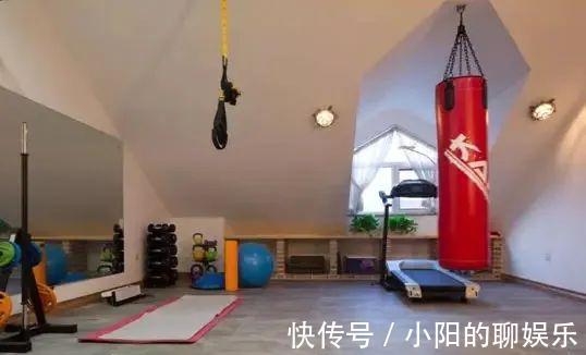 顶层|顶层带鸡肋阁楼怎么装？一个阁楼N种设计，入住后才知道有多香！