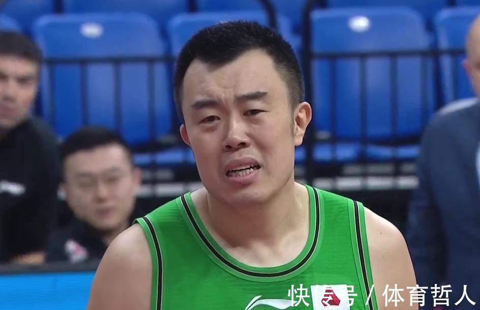 李慕豪|四个外援!内线实力达到CBA天花板,球队能与广东辽宁争总冠军
