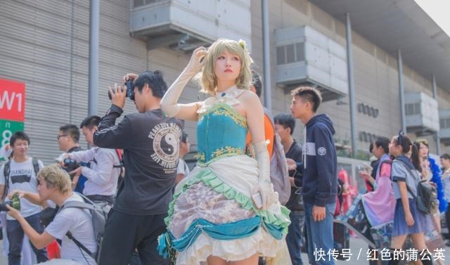 常见|这种交友方式在漫展上很常见,但初次遇见,一定要小心