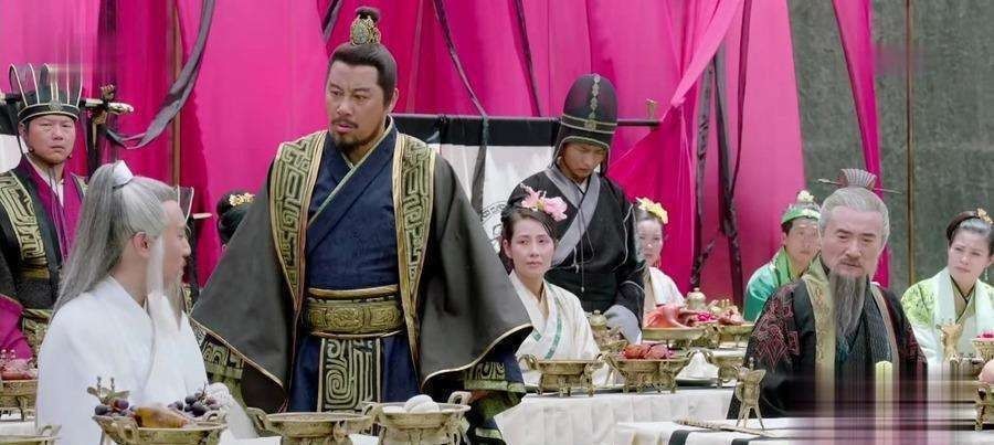 黄飞虎|姜子牙一场辛苦，为啥最后被封为“灯笼神”听听南极仙翁怎么说