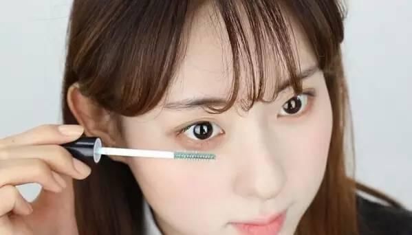 step|化了这个“学生妆”,再也没人叫你阿姨了!