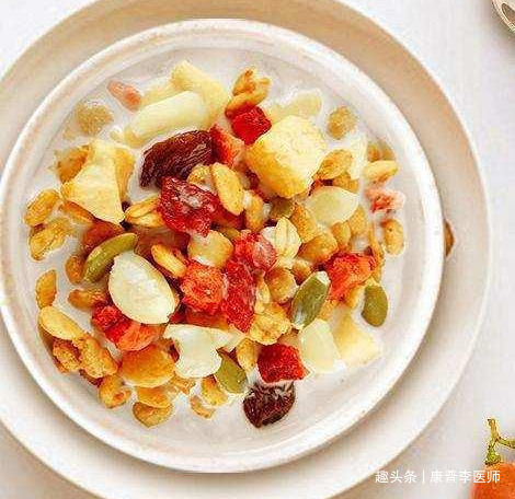 中年女性|中年女性常吃的食物，袪皱淡斑，排毒养颜，有效延缓身体衰老