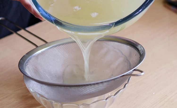 不要再吃勾兑冰粉了，教你正宗手工冰粉做法，Q弹爽滑，超级好吃