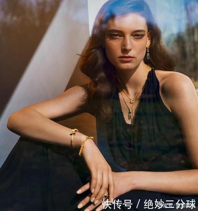 手镯|黄金手镯多少克才适合女性佩戴内行人道出3点,看完再买也不迟