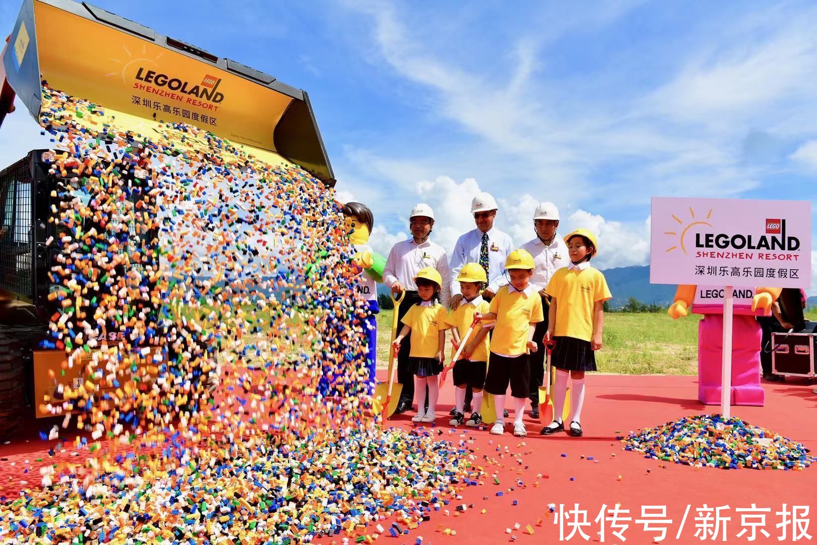 重症|新闻8点见丨姜利：重症八仙象征意义更多，只是重症医生的缩影