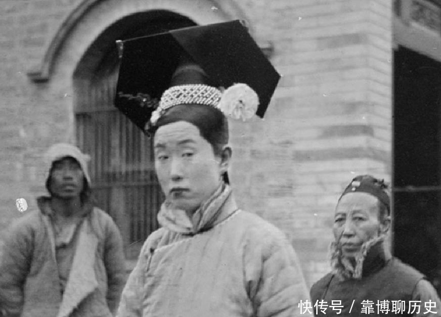 晚清|1910年晚清老照片：美丽惊艳的皇宫女子，大户人家妻妾成群！