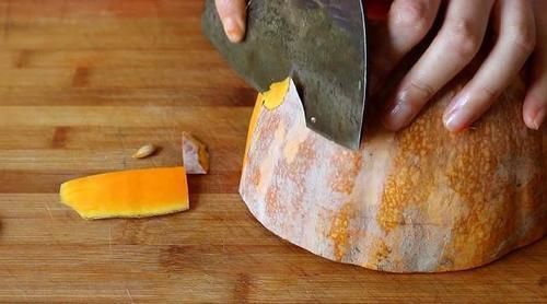 活了半辈子,才知道南瓜饼这样做最好吃,不用油炸,营养又健康