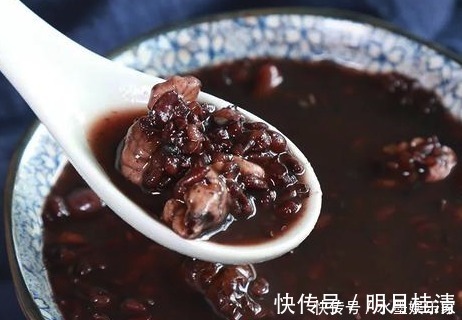 面色|逢黑必补！5种黑色食物煮成汤，让你面色红润、头发黑亮