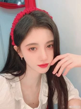 美女全身照